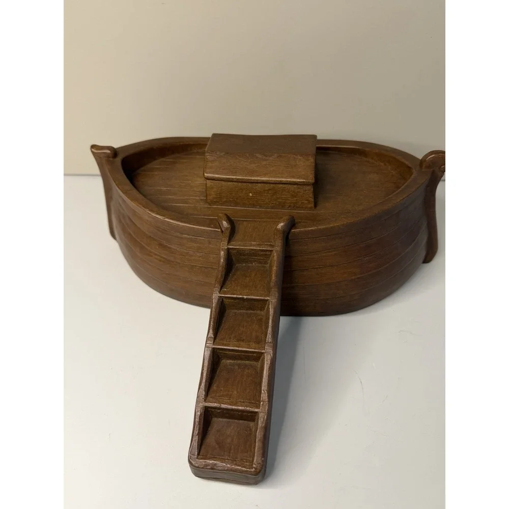 Hudson Pewter Noah's Ark. Includes Ark & ladder,6 pairs Of Hudson pewter pieces
